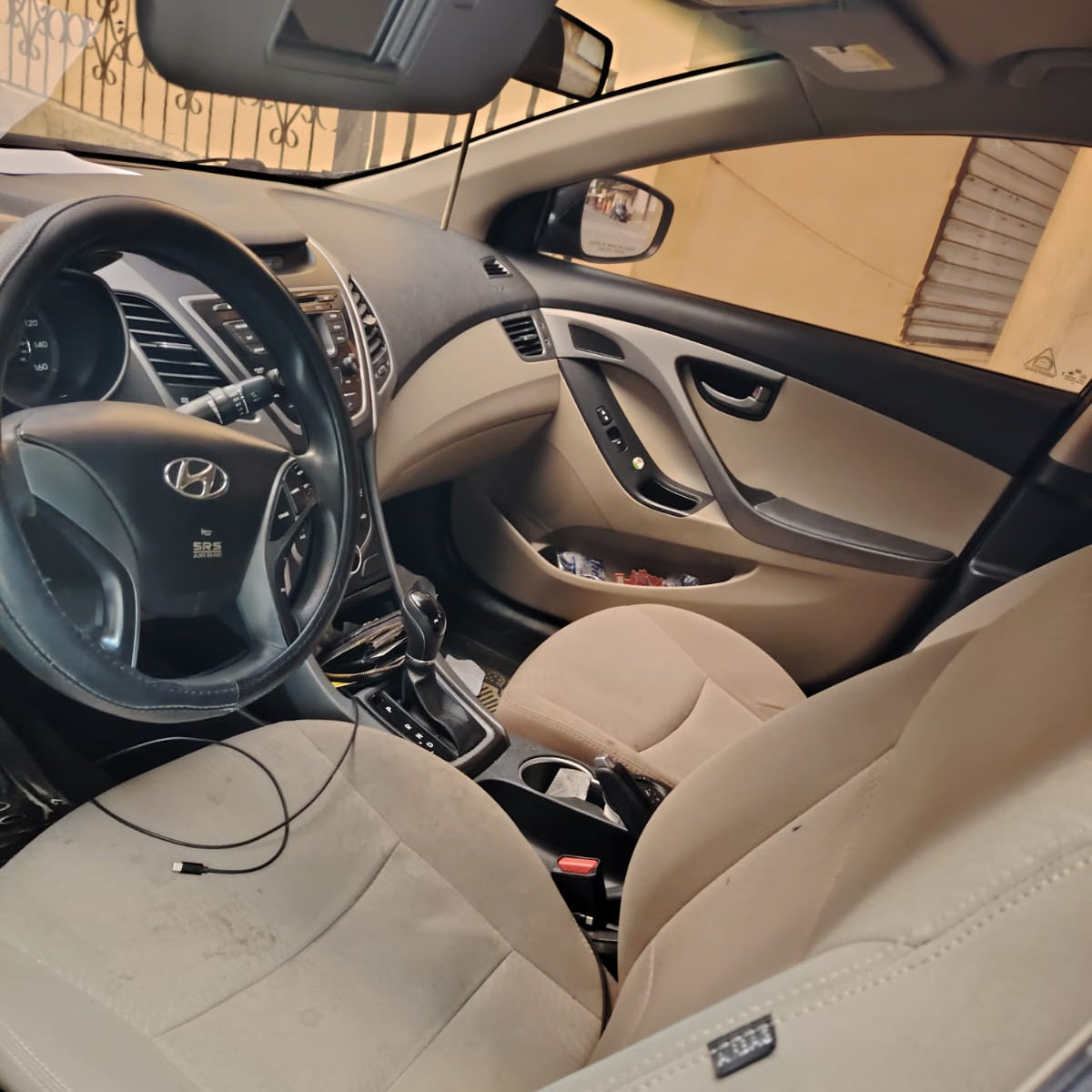 HYUNDAI ELANTRA 2016