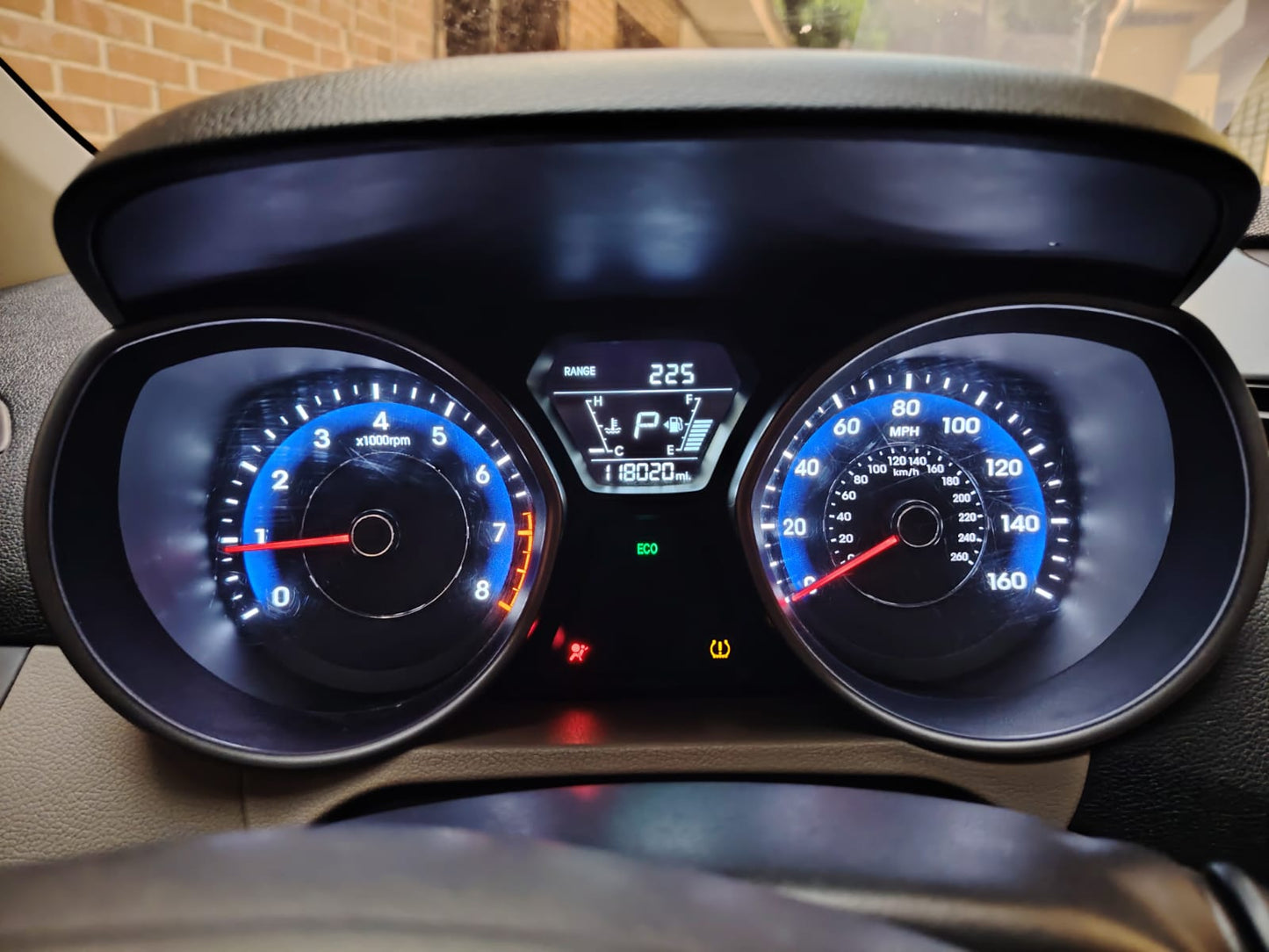 HYUNDAI ELANTRA 2016