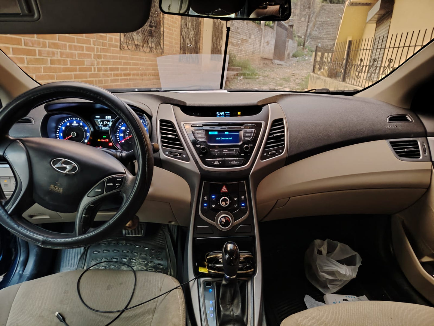 HYUNDAI ELANTRA 2016