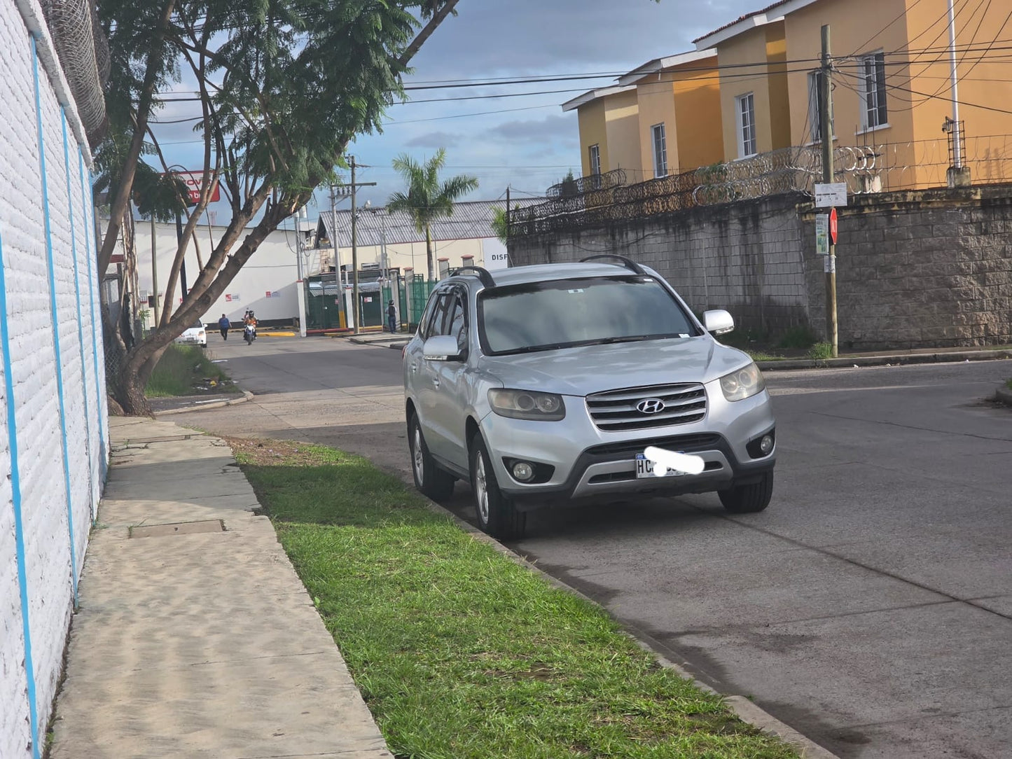 HYUNDAI SANTA FE 2012