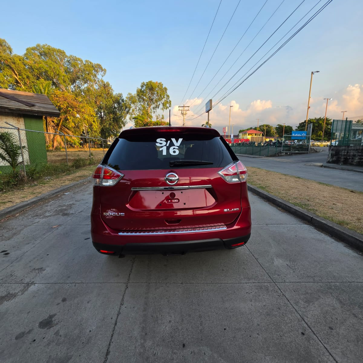 NISSAN ROGUE 2016