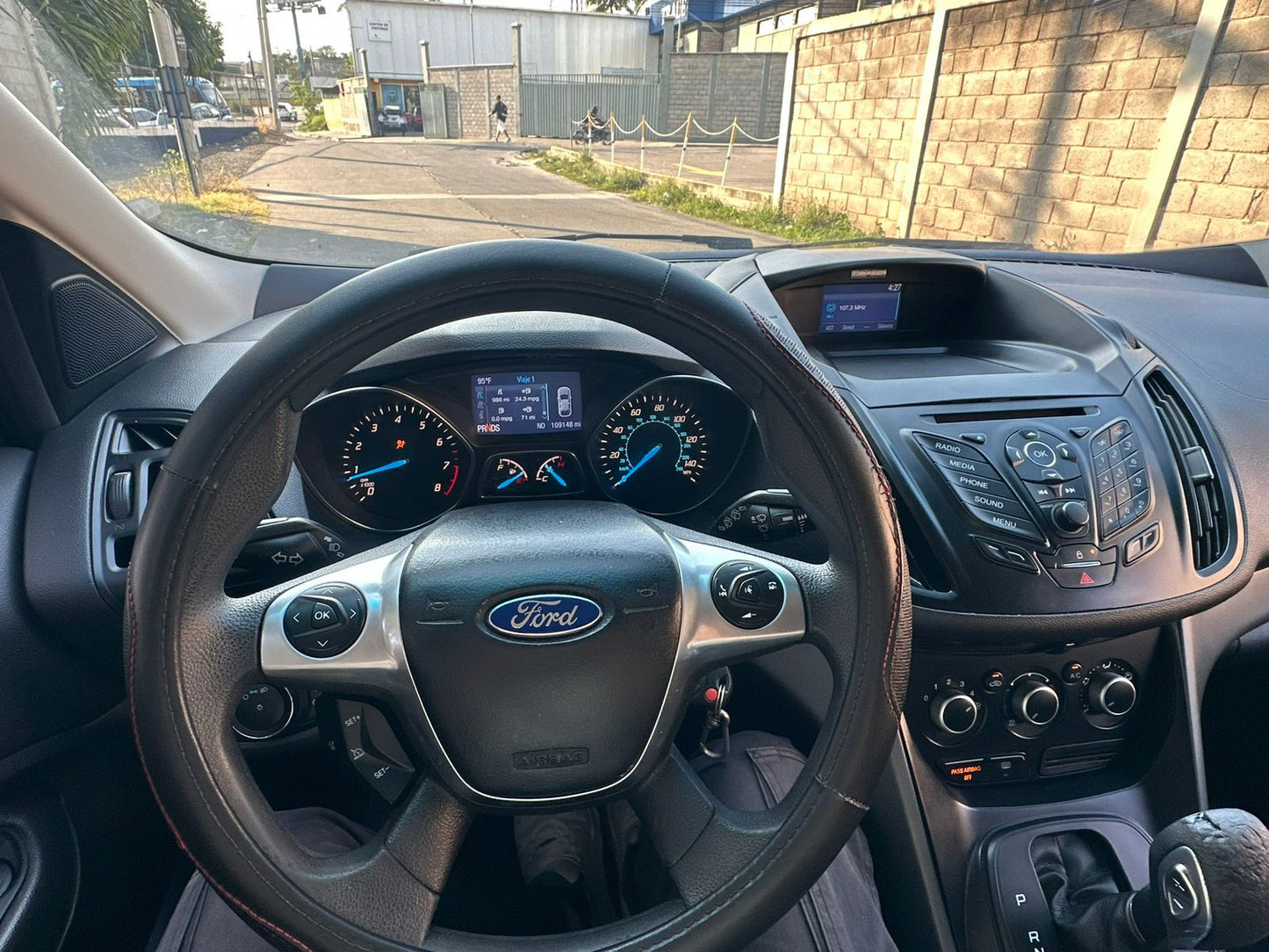 FORD ESCAPE 2015