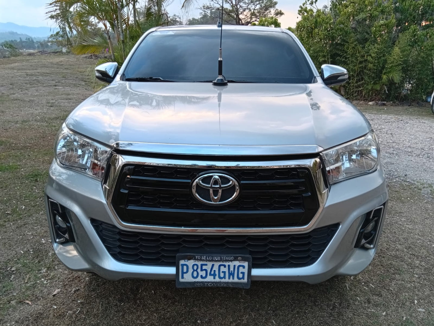 TOYOTA HILUX 2018