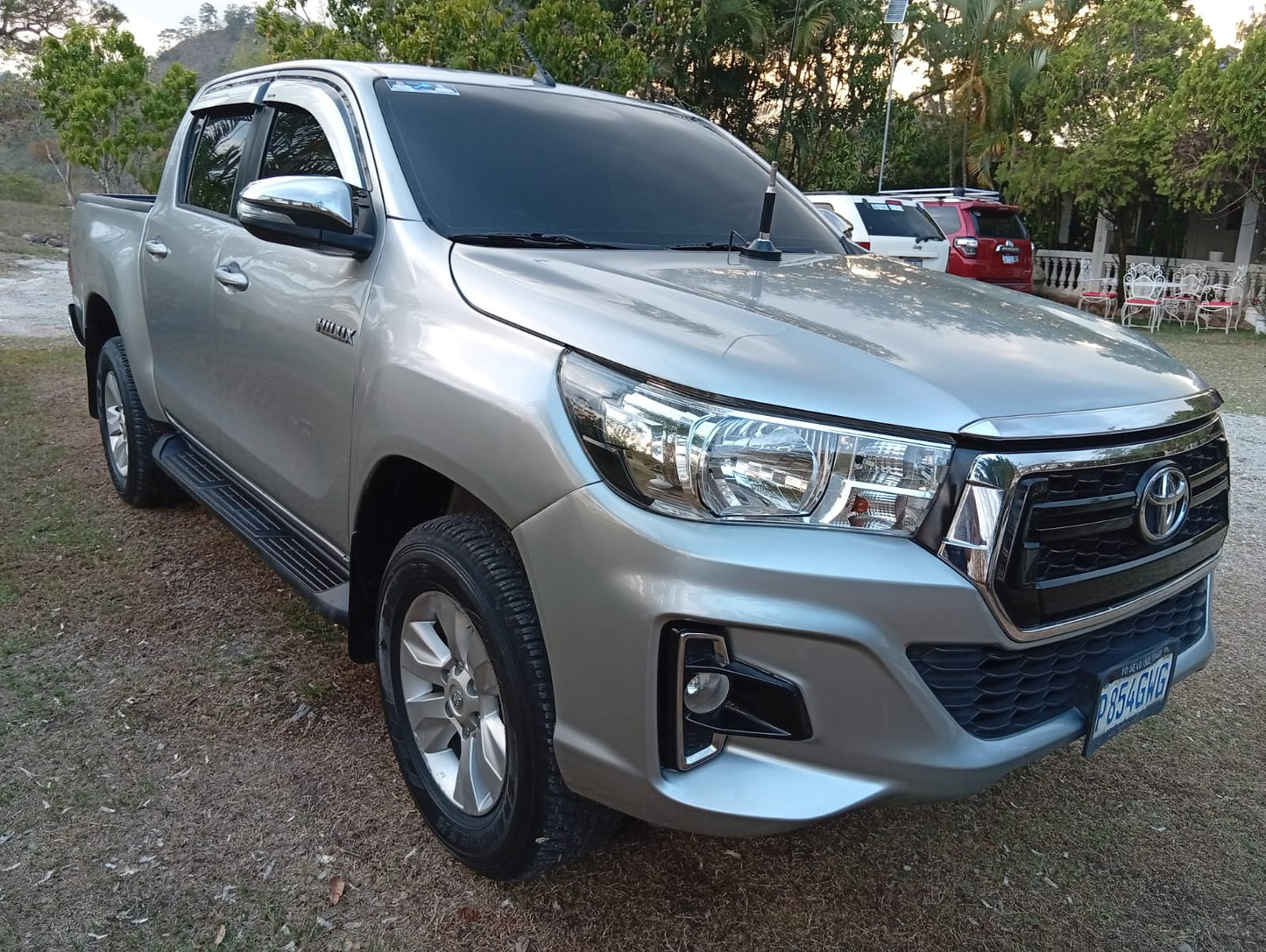 TOYOTA HILUX 2018