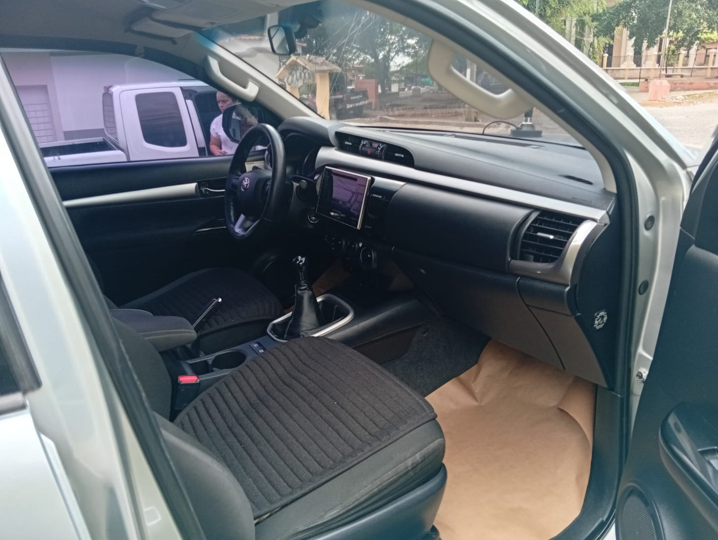TOYOTA HILUX 2018