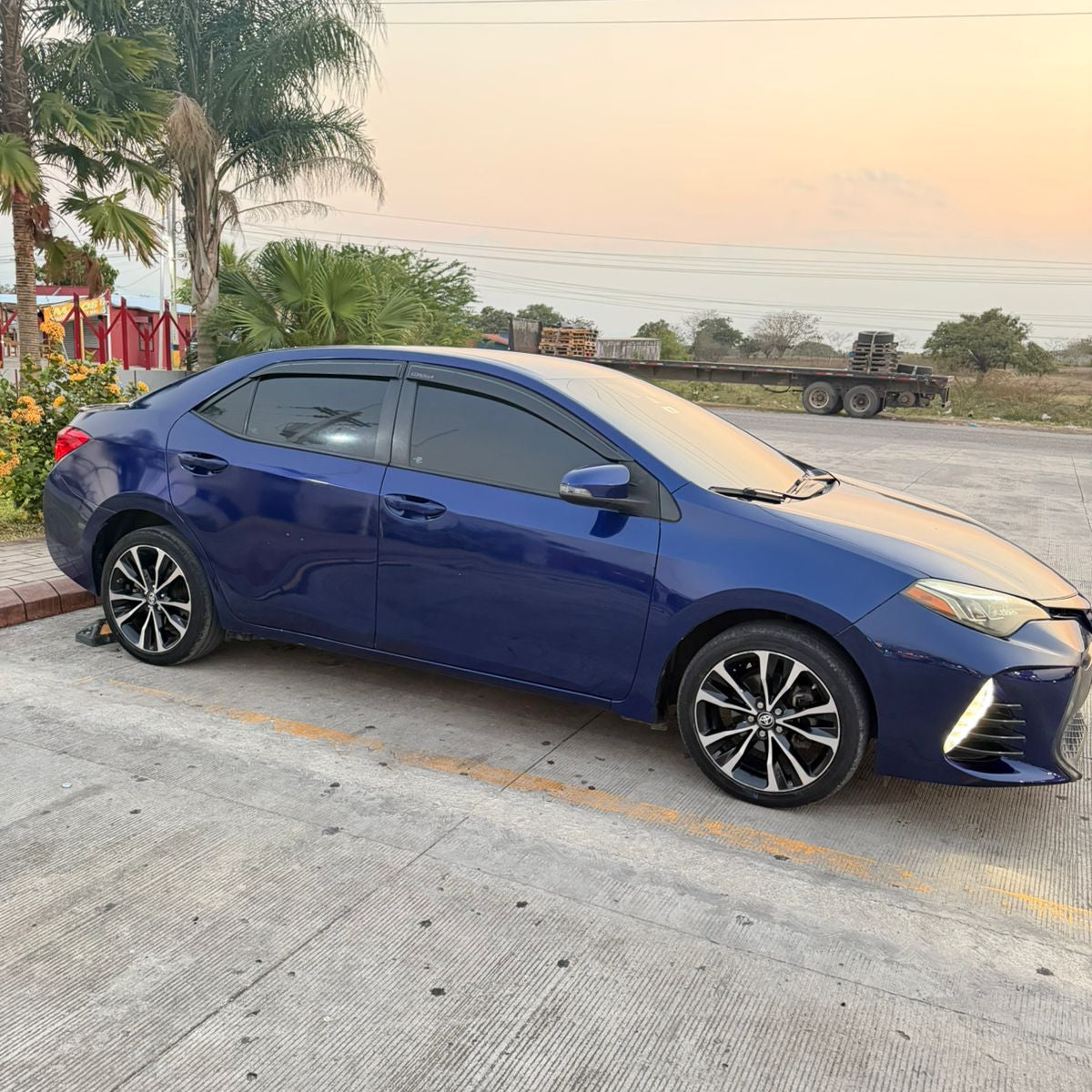 TOYOTA COROLLA 2017