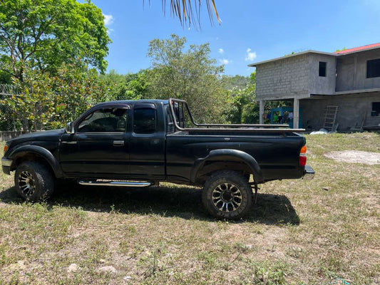 TOYOTA TACOMA 2003