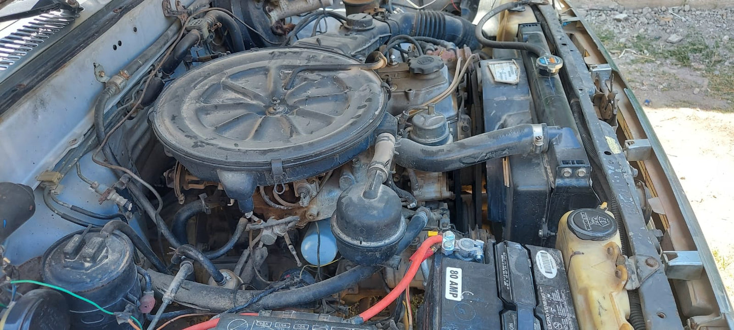 TOYOTA HILUX 22R 1991