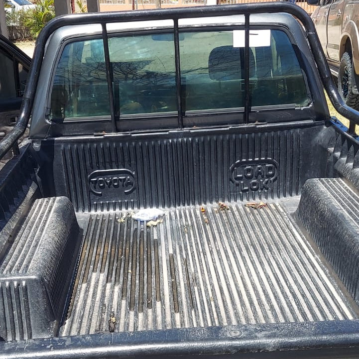 TOYOTA HILUX 22R 1991