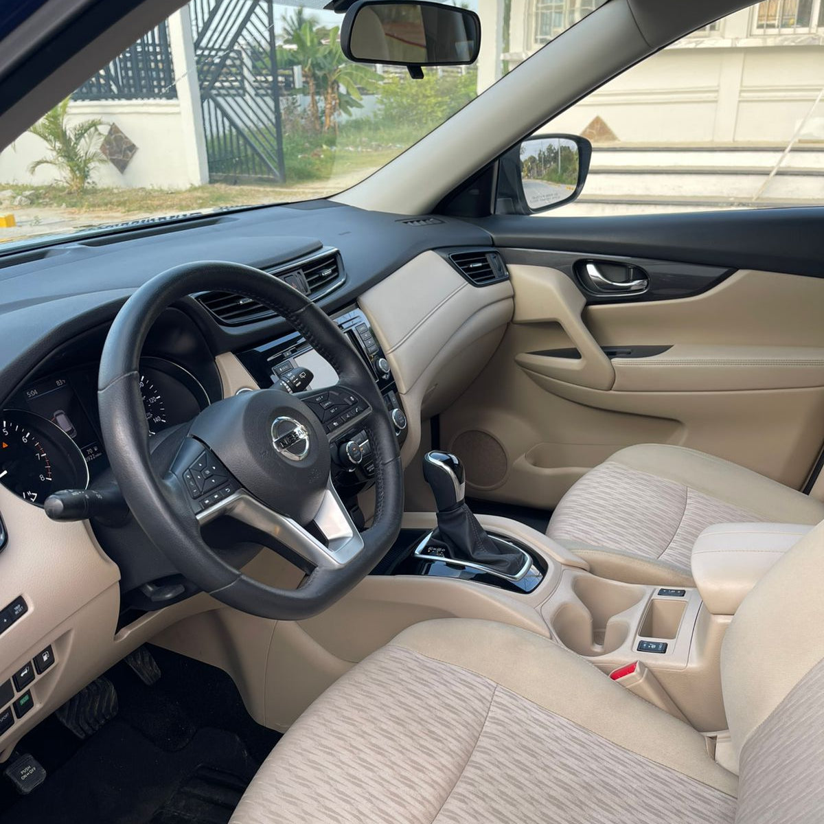 NISSAN ROGUE 2018