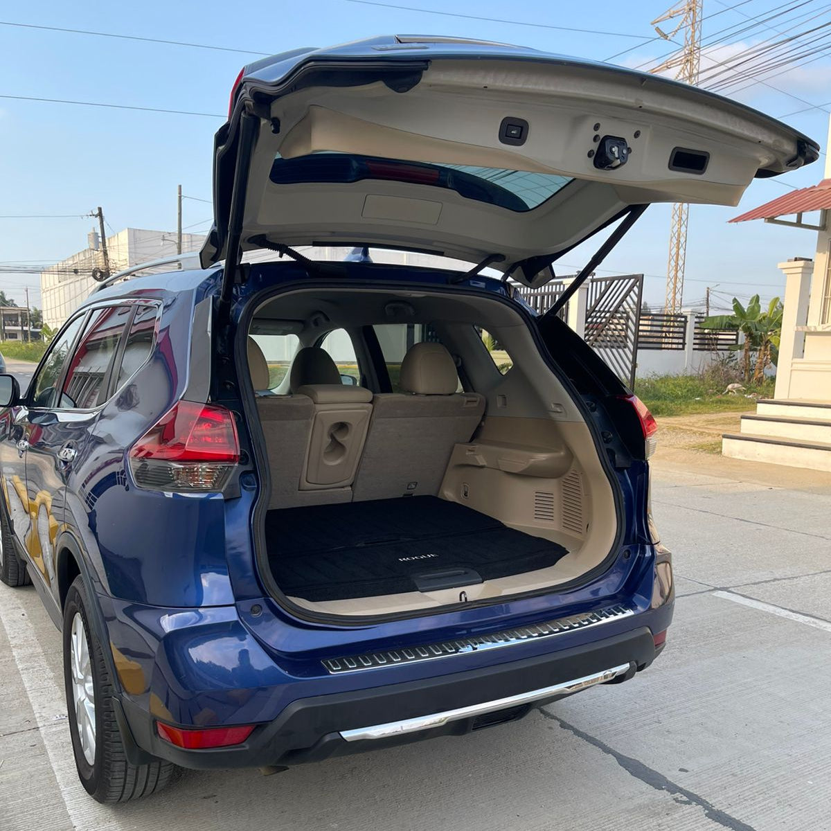NISSAN ROGUE 2018