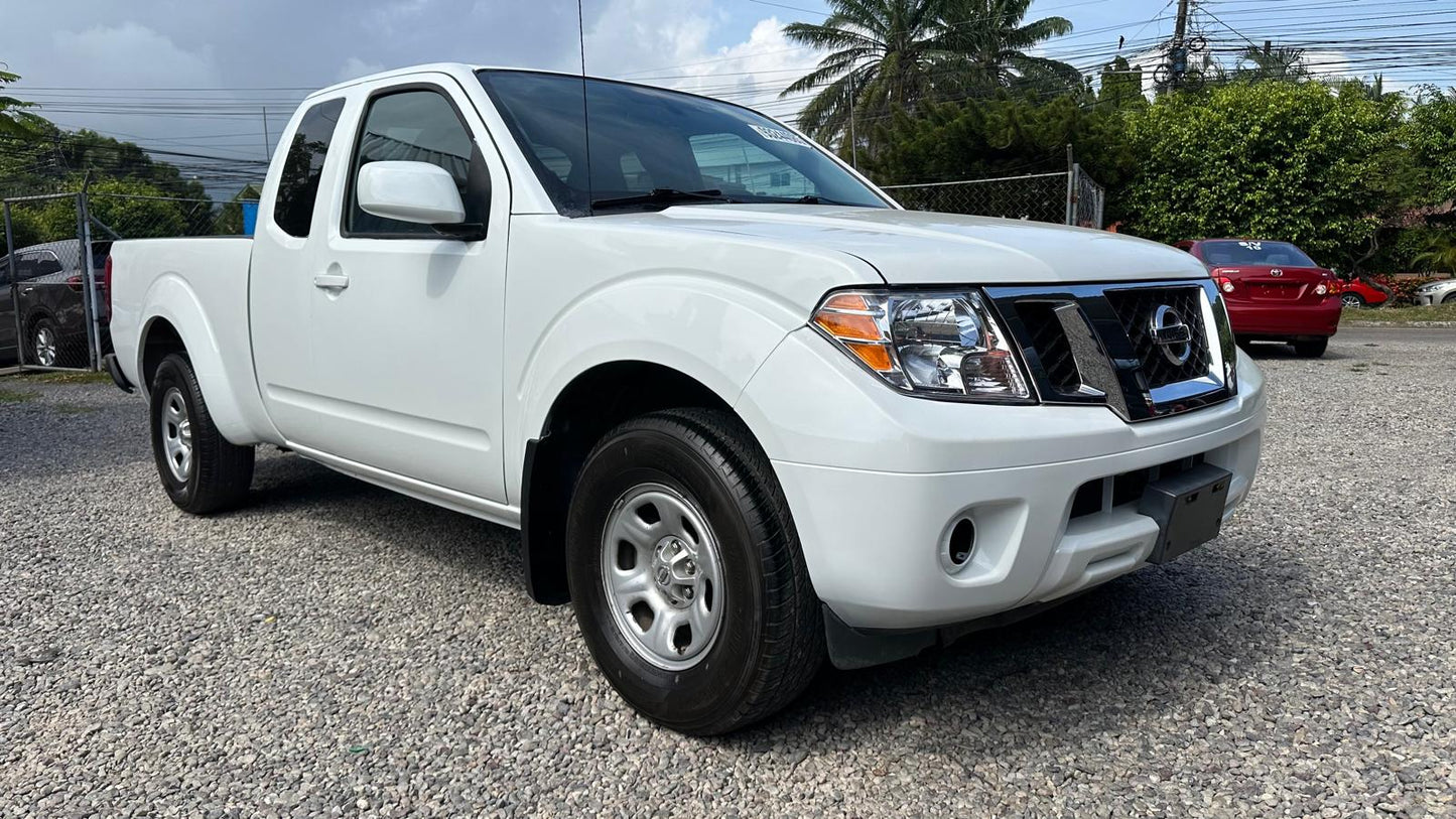 NISSAN FRONTIER 2018