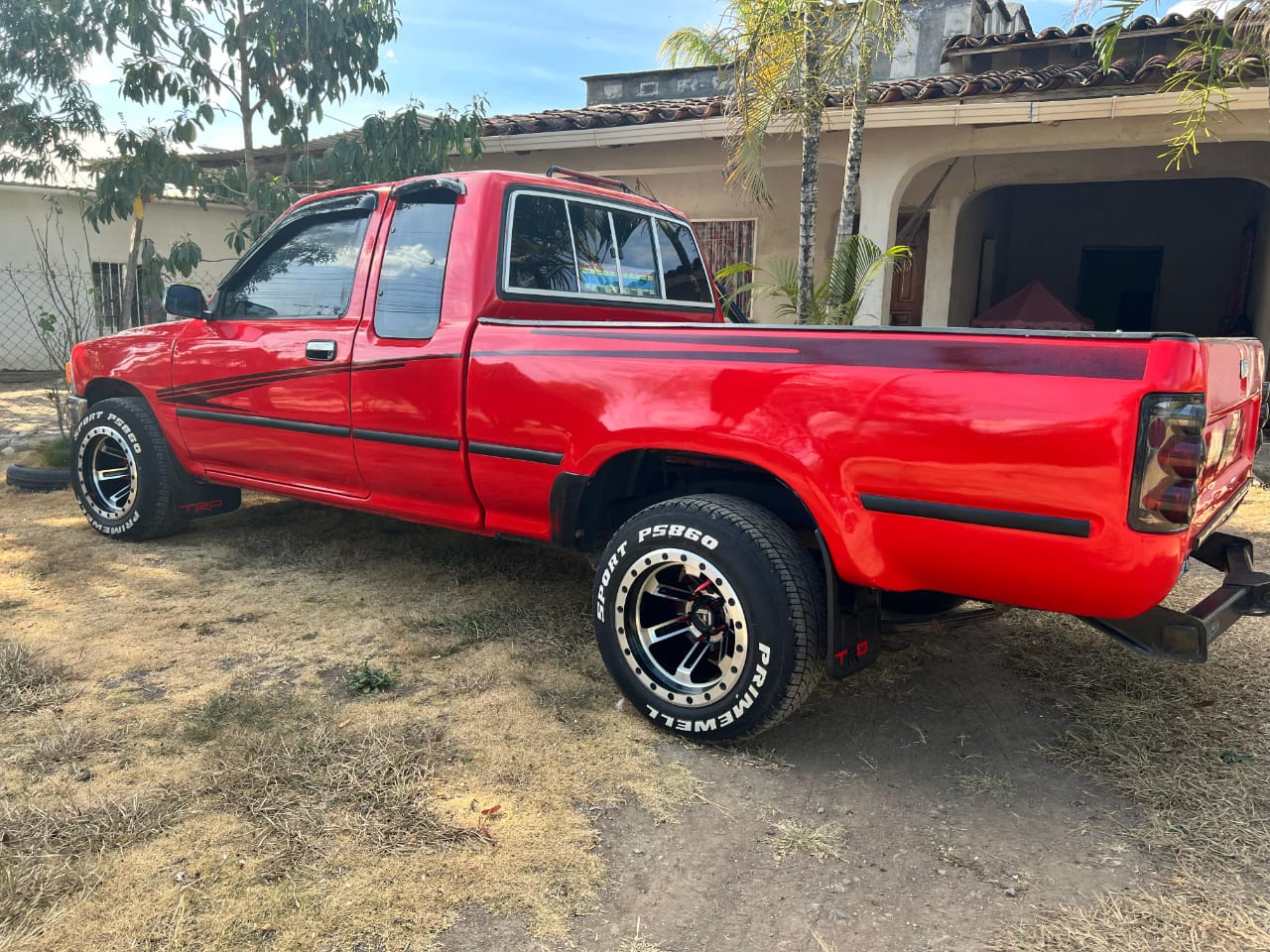 TOYOTA HILUX 22R 1993