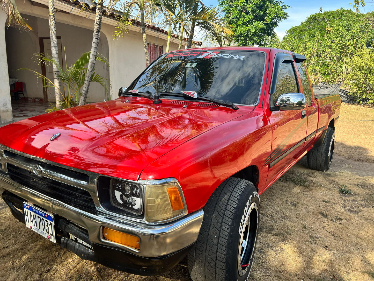 TOYOTA HILUX 22R 1993