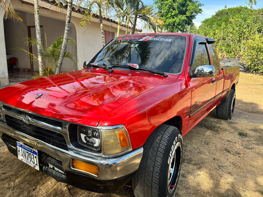TOYOTA HILUX 22R 1993