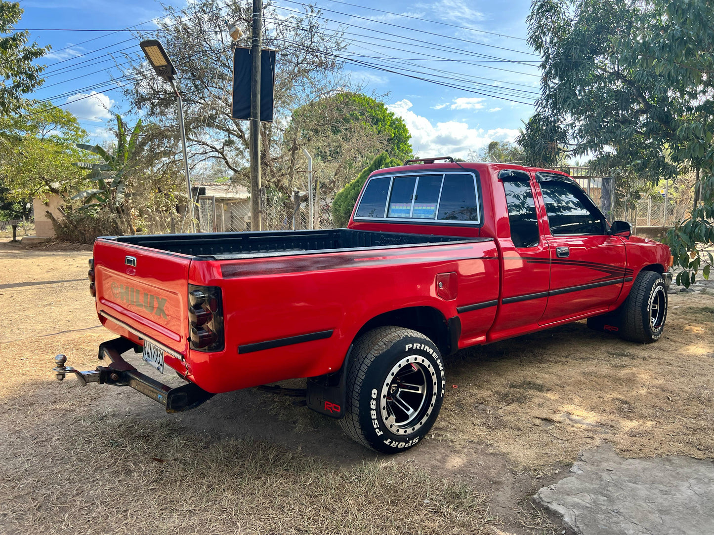 TOYOTA HILUX 22R 1993