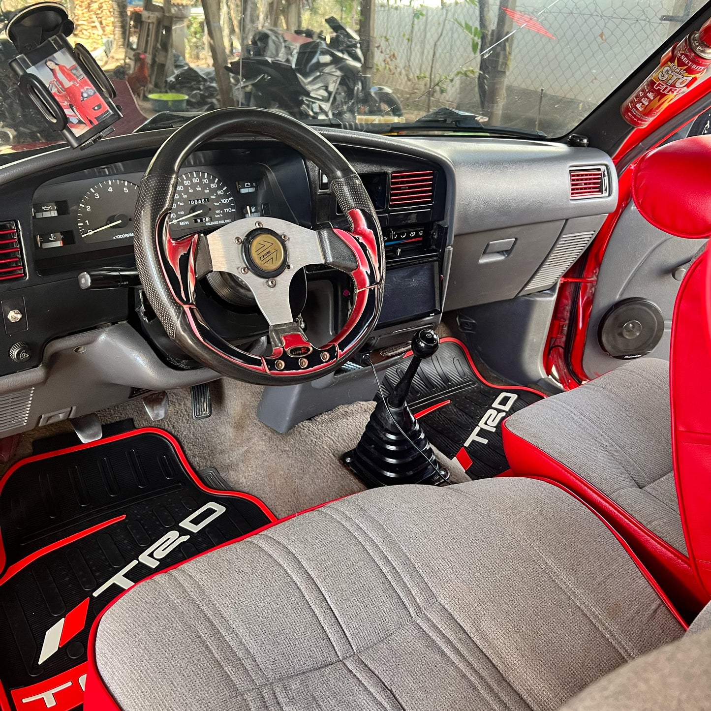 TOYOTA HILUX 22R 1993