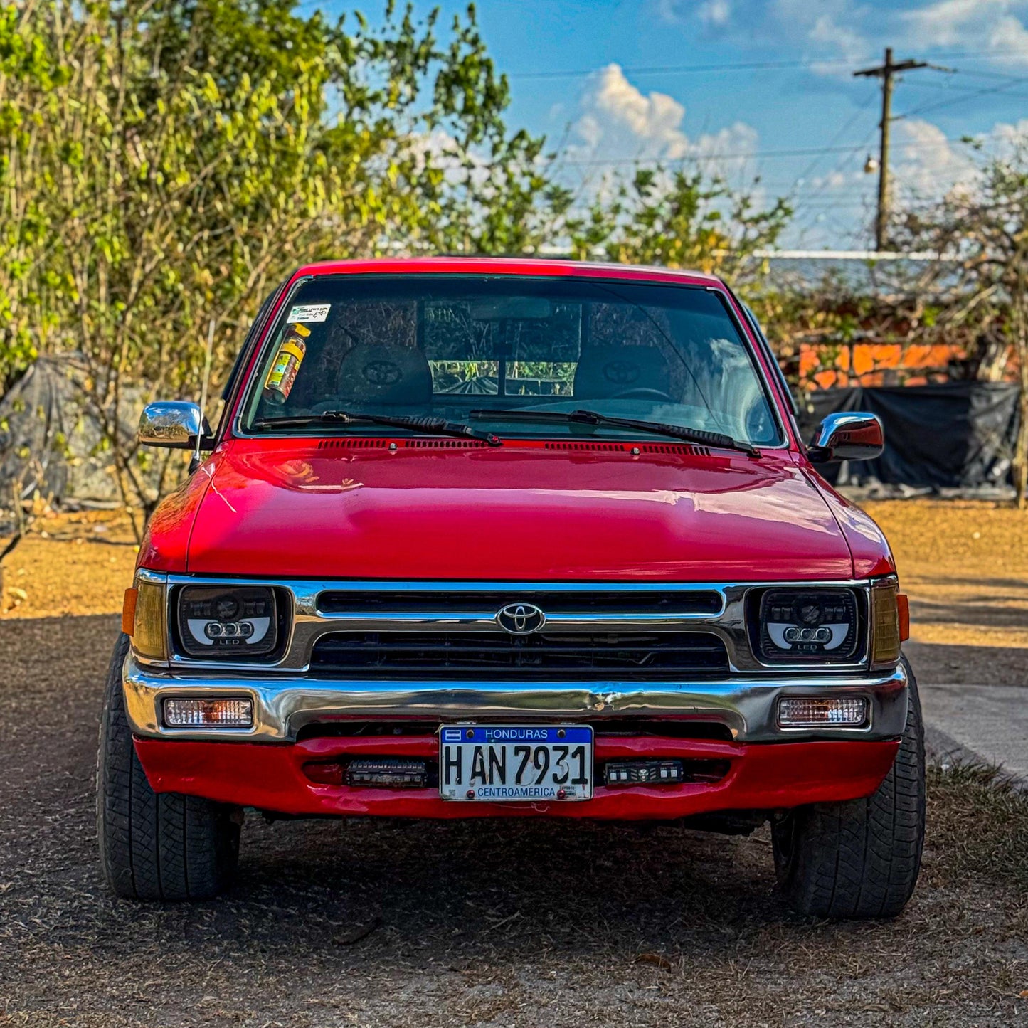 TOYOTA HILUX 22R 1993
