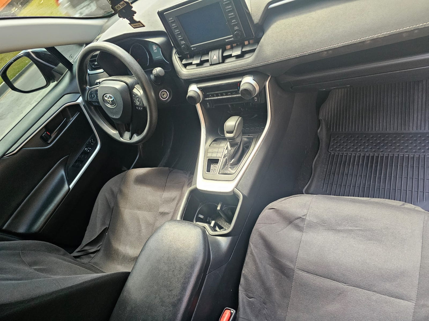 TOYOTA RAV4 2022