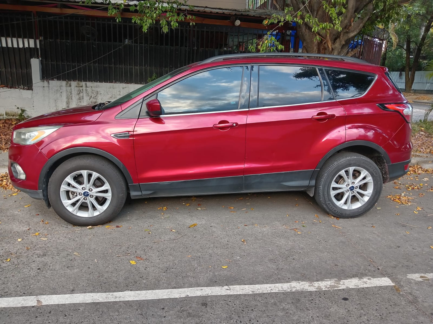 FORD ESCAPE 2017