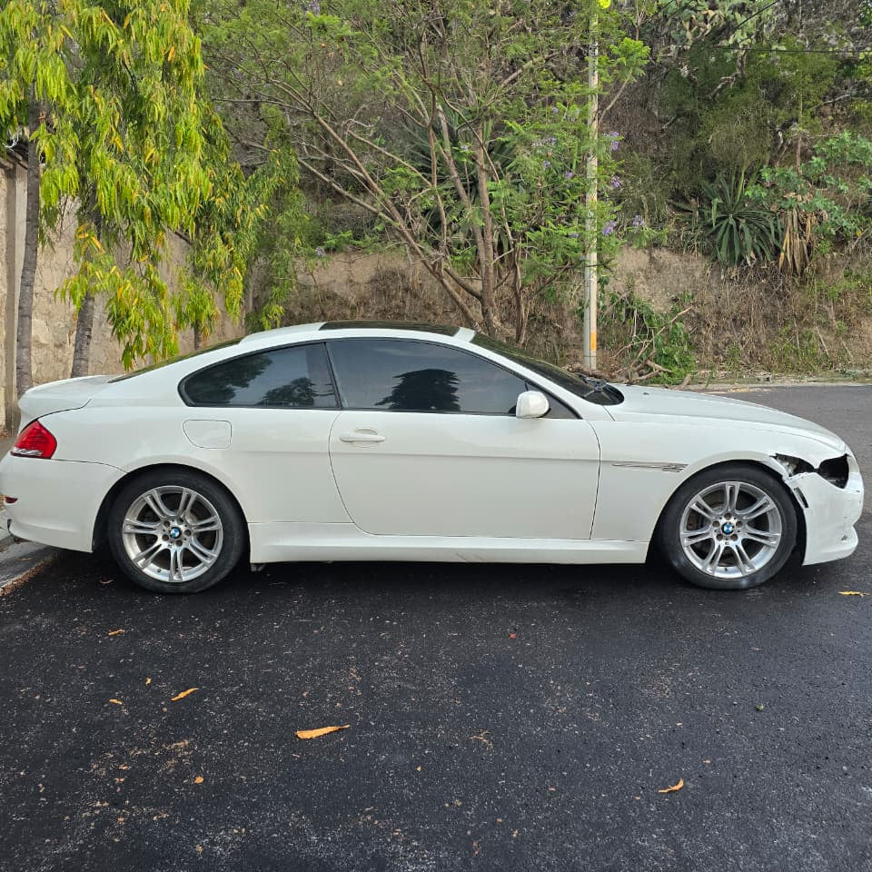 BMW 650I 2010