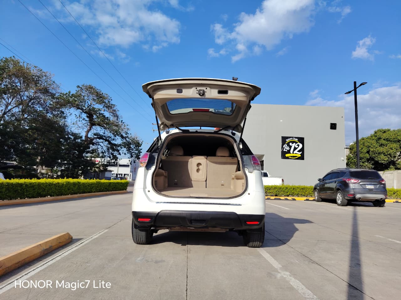 NISSAN ROGUE 2015
