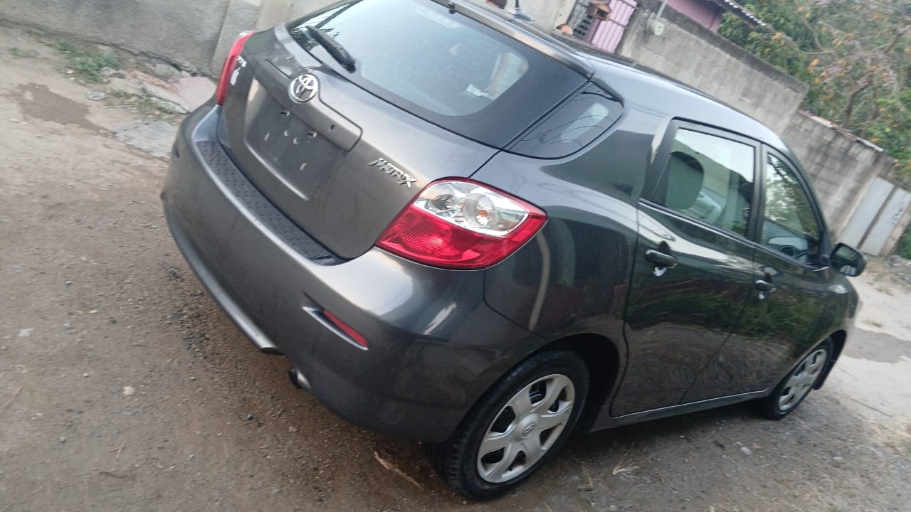TOYOTA COROLLA MATRIX 2009