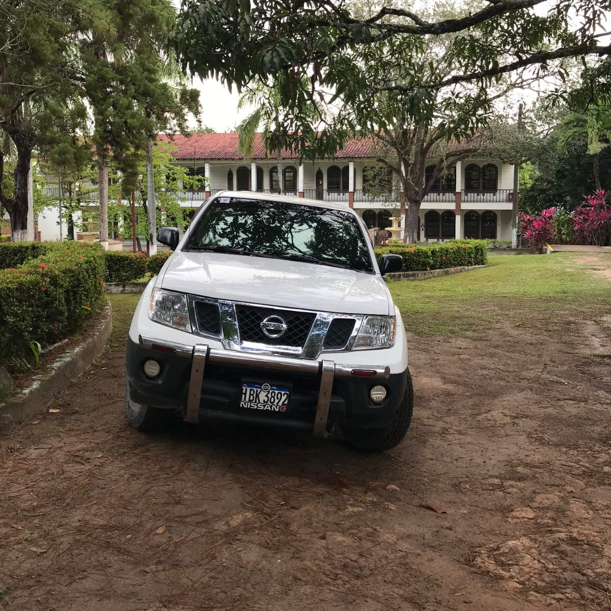 NISSAN FRONTIER 2017