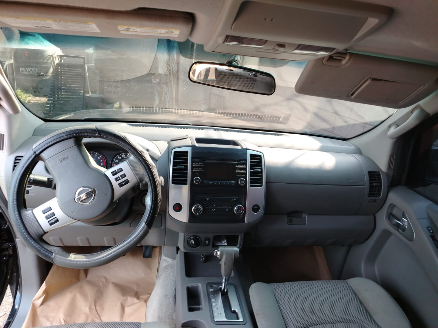 NISSAN FRONTIER 2014