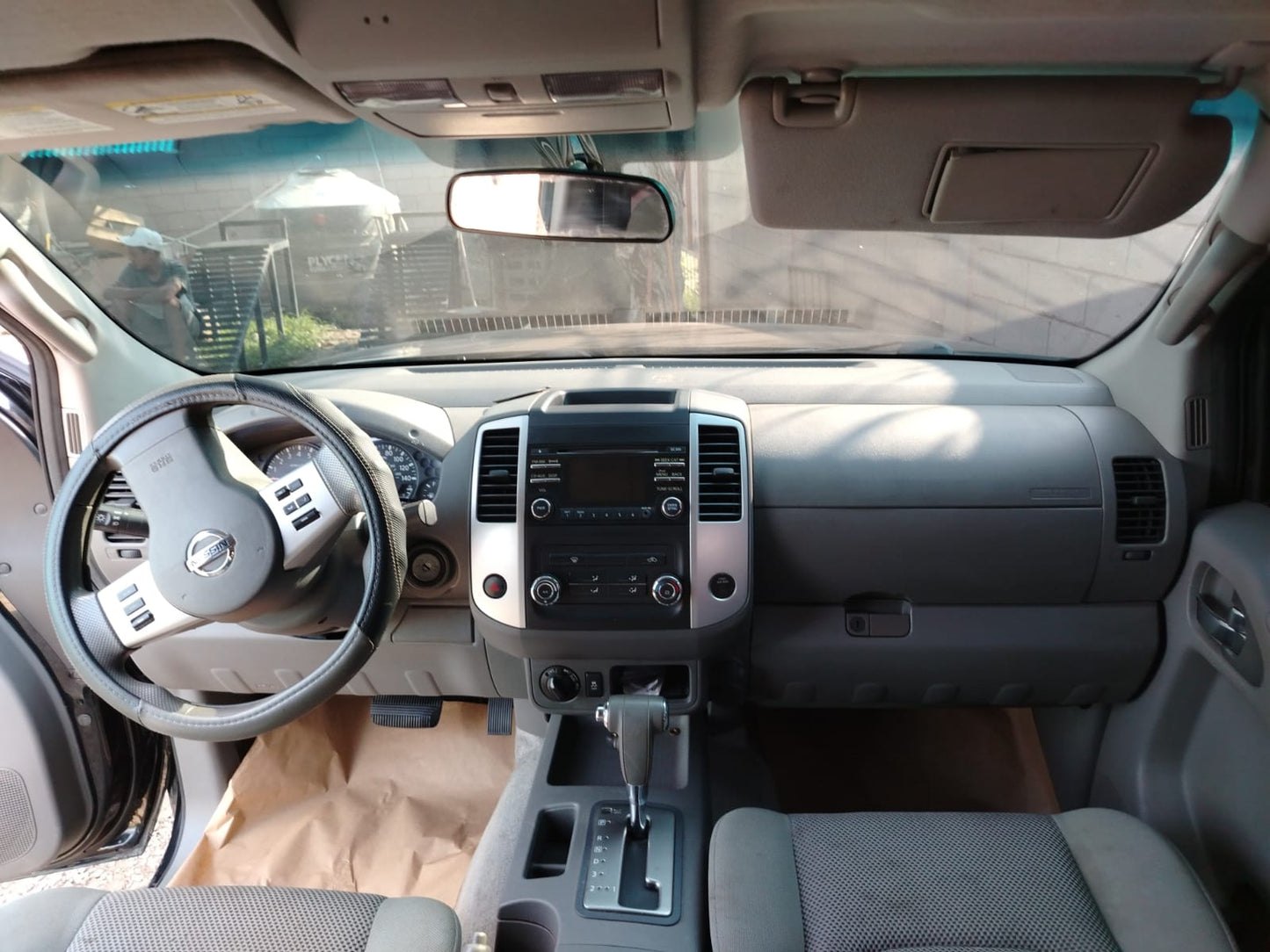 NISSAN FRONTIER 2014