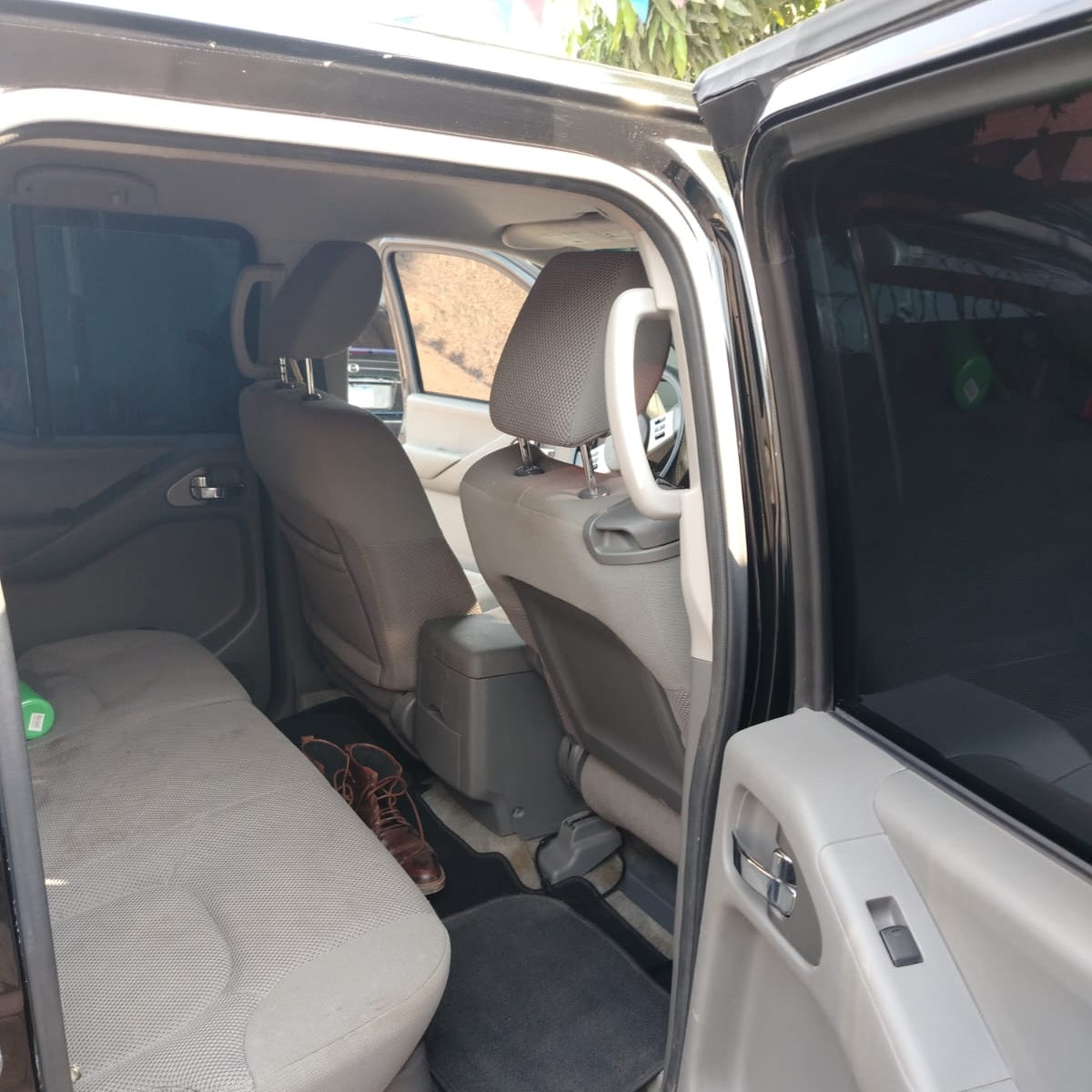 NISSAN FRONTIER 2014
