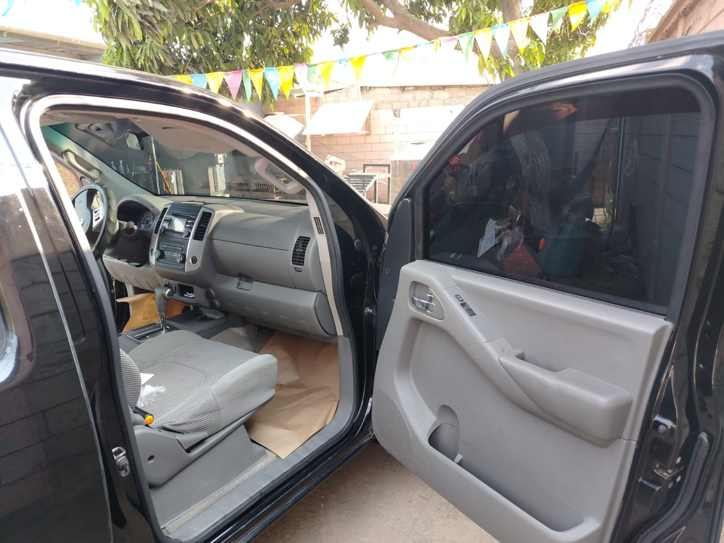 NISSAN FRONTIER 2014