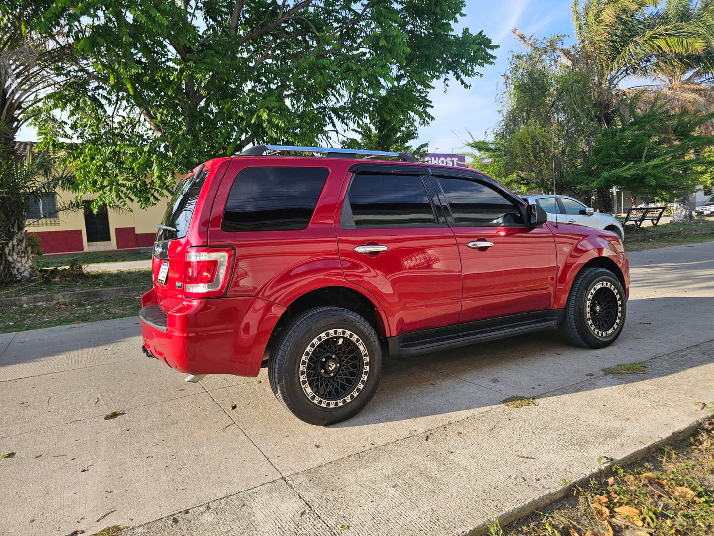 FORD ESCAPE 2010