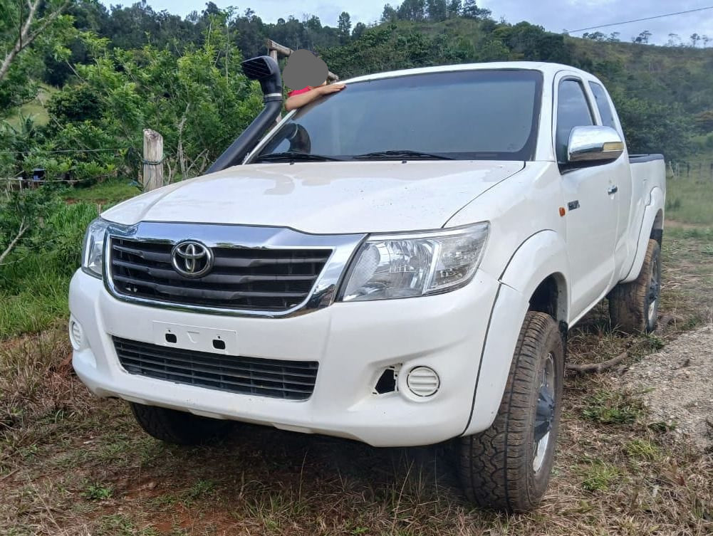 TOYOTA HILUX 2015