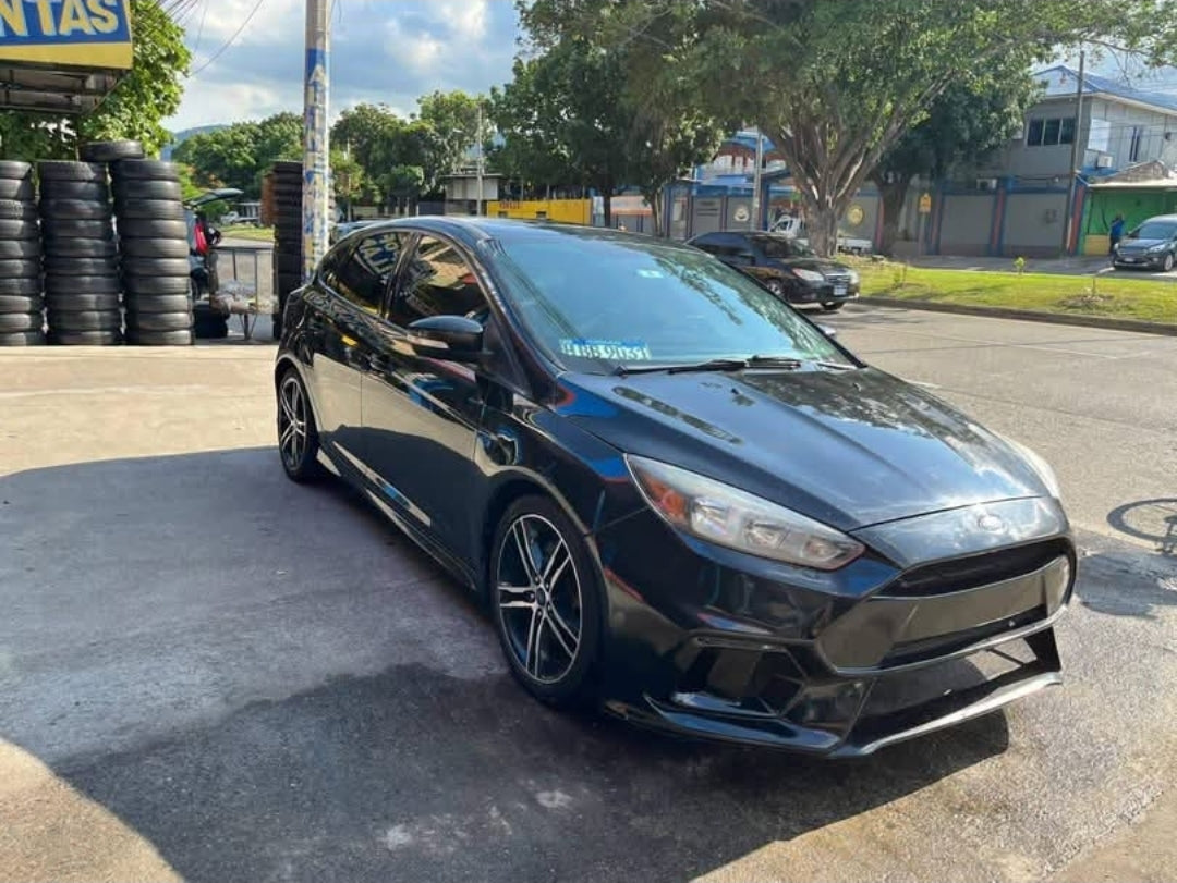 FORD FOCUS 2015