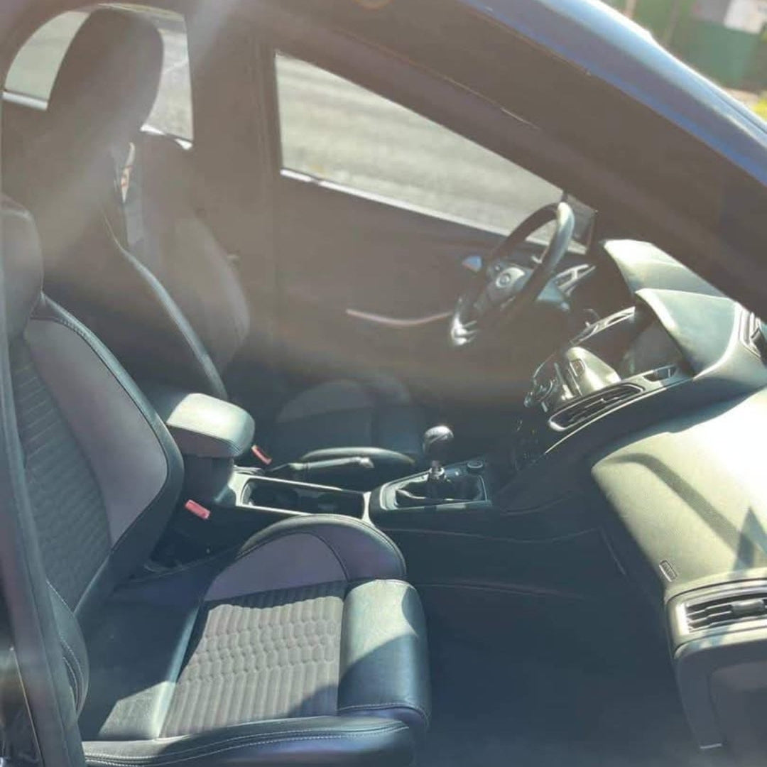 FORD FOCUS 2015