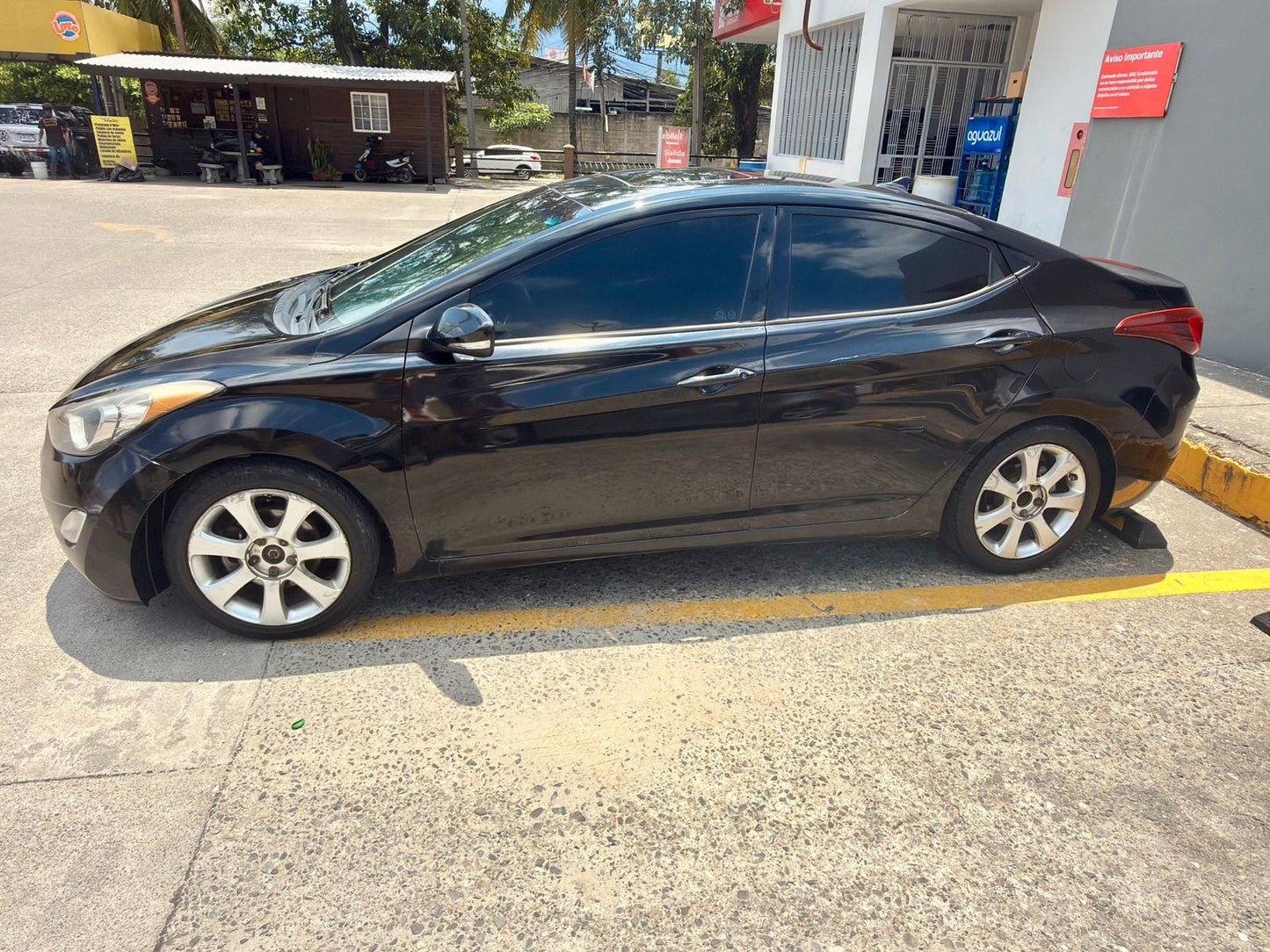 HYUNDAI ELANTRA 2013