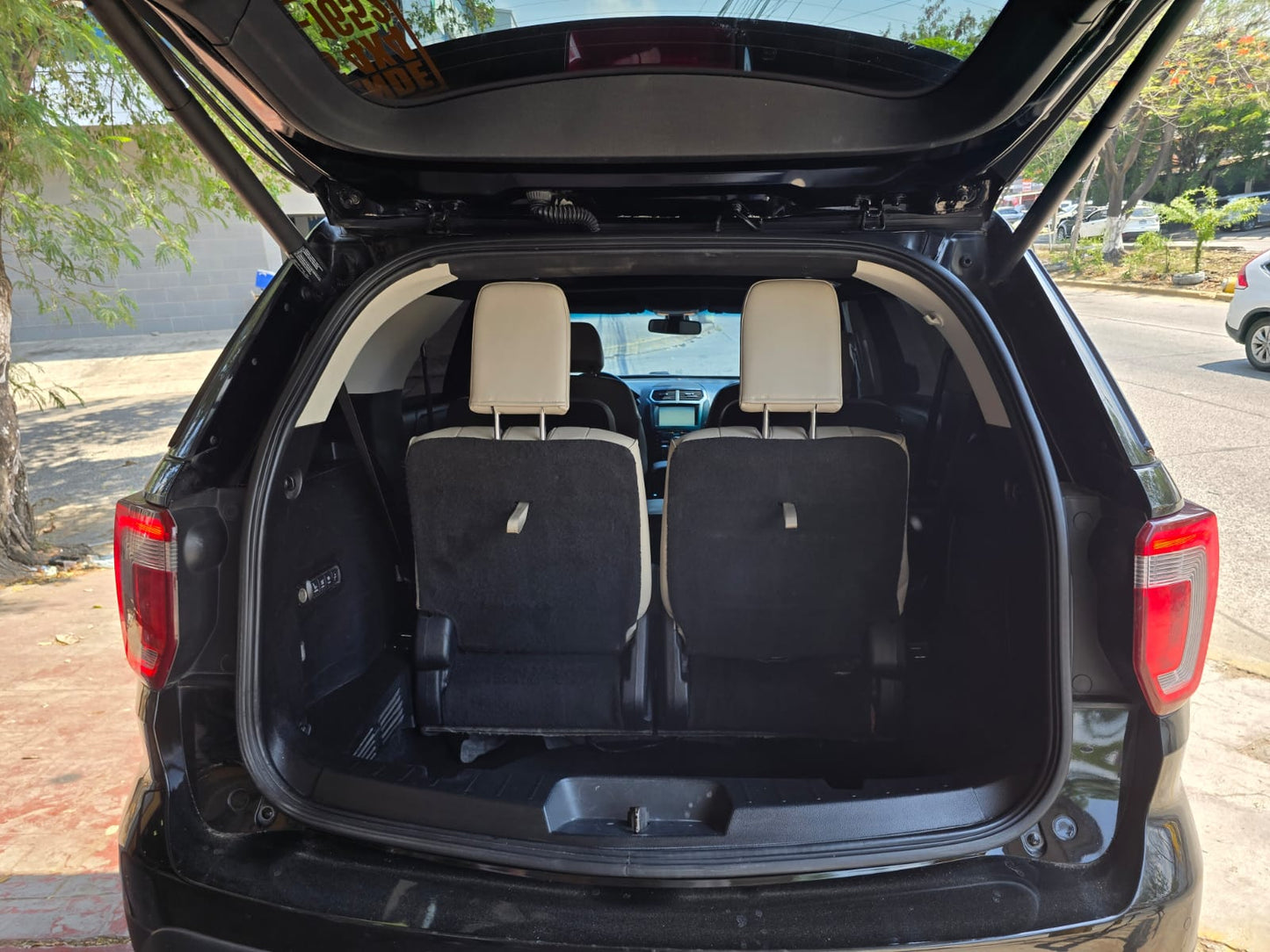 FORD EXPLORER 2016
