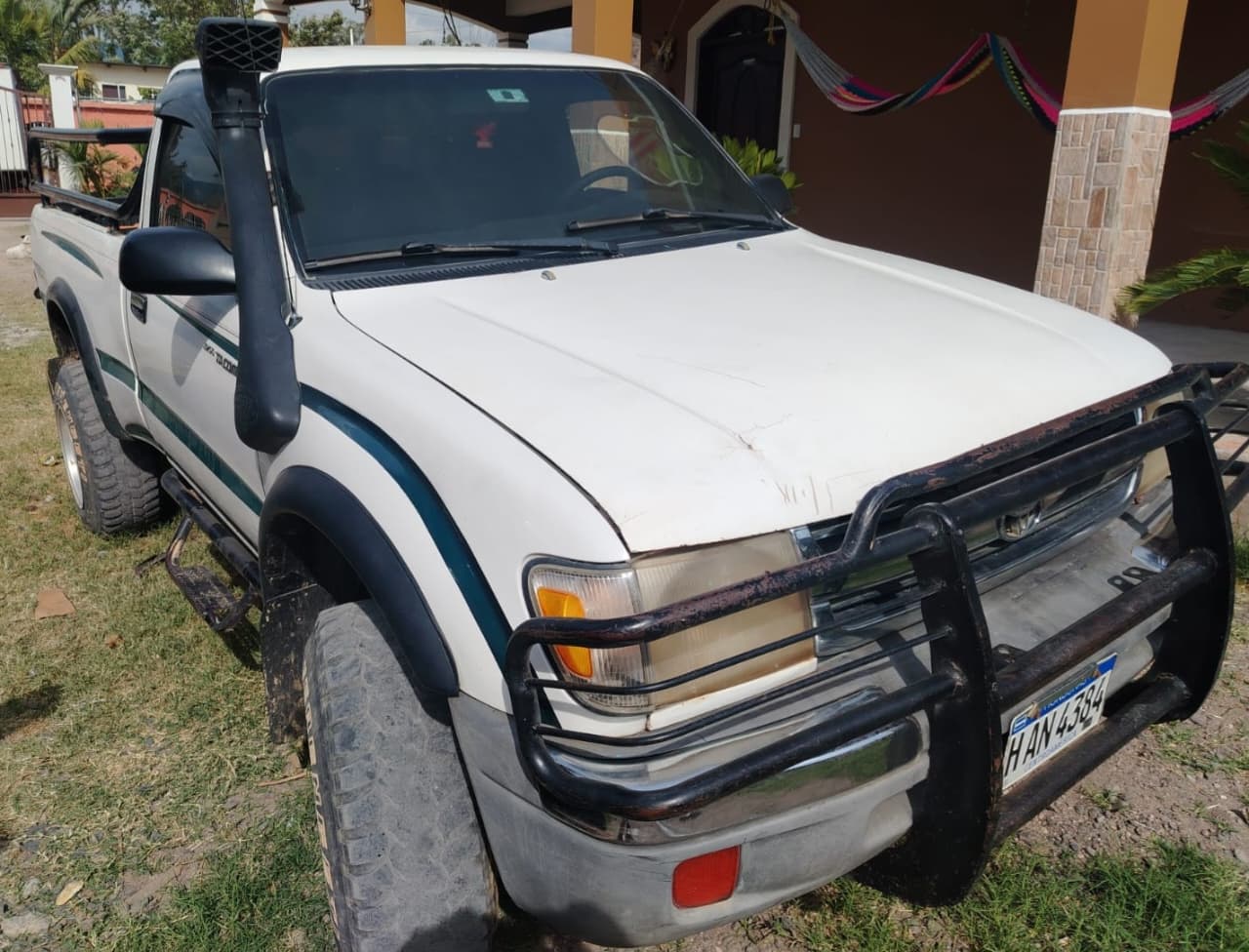TOYOTA TACOMA 2000