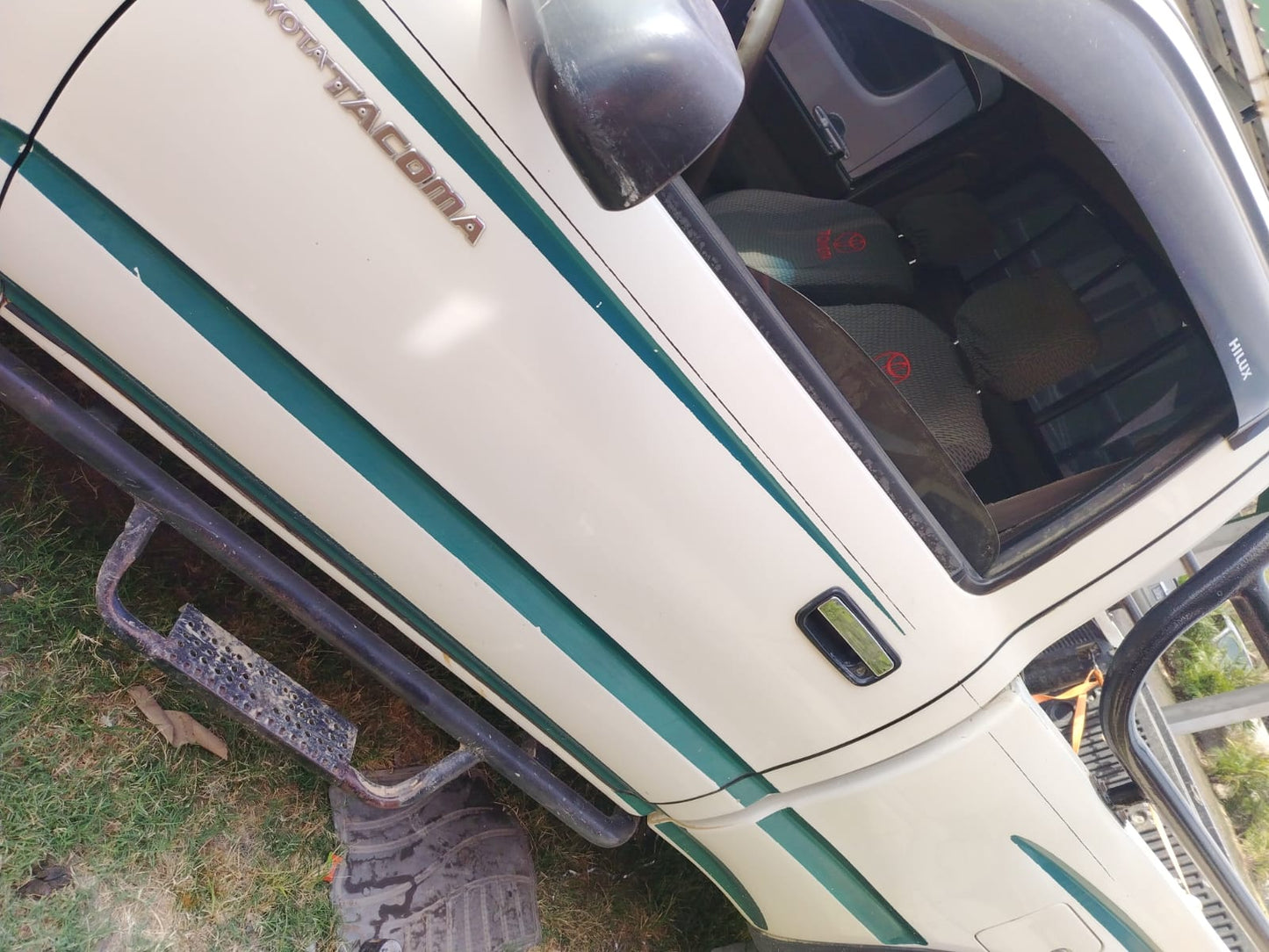 TOYOTA TACOMA 2000