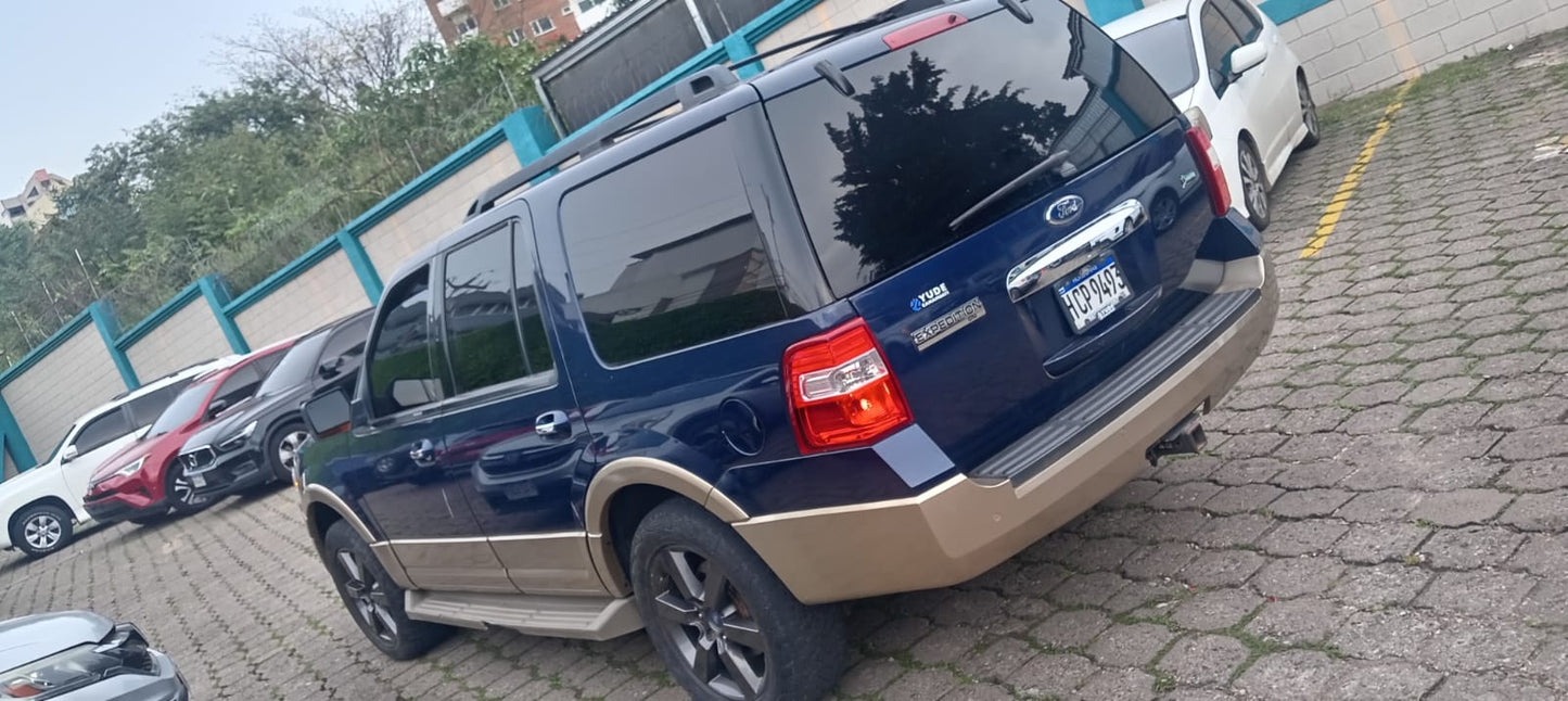 FORD EXPEDITION 2011