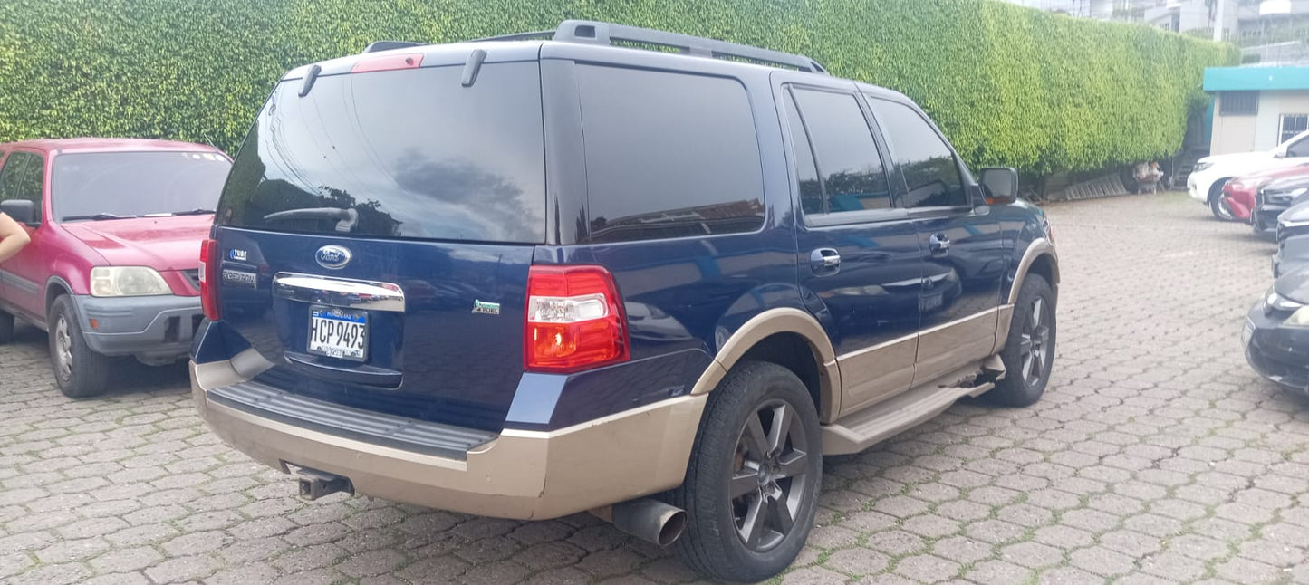 FORD EXPEDITION 2011