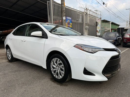 TOYOTA COROLLA 2018
