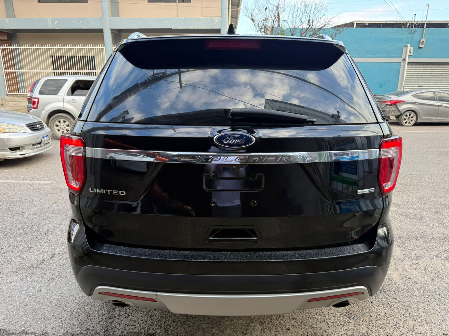 FORD EXPLORER 2017