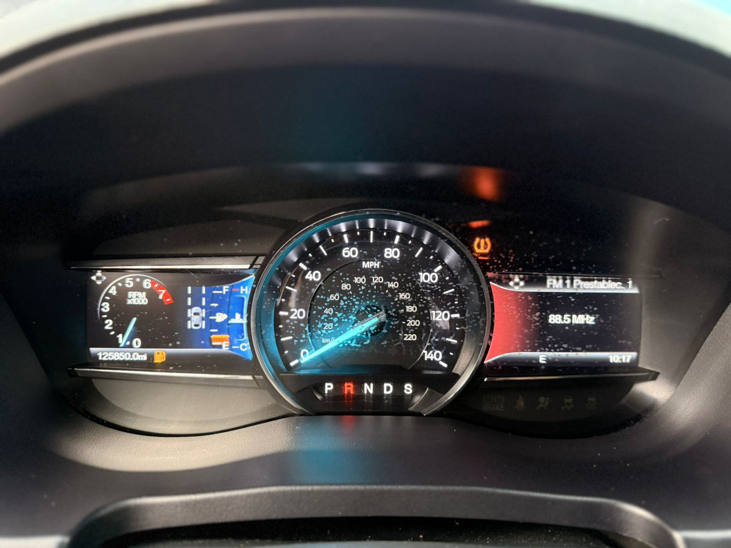 FORD EXPLORER 2017