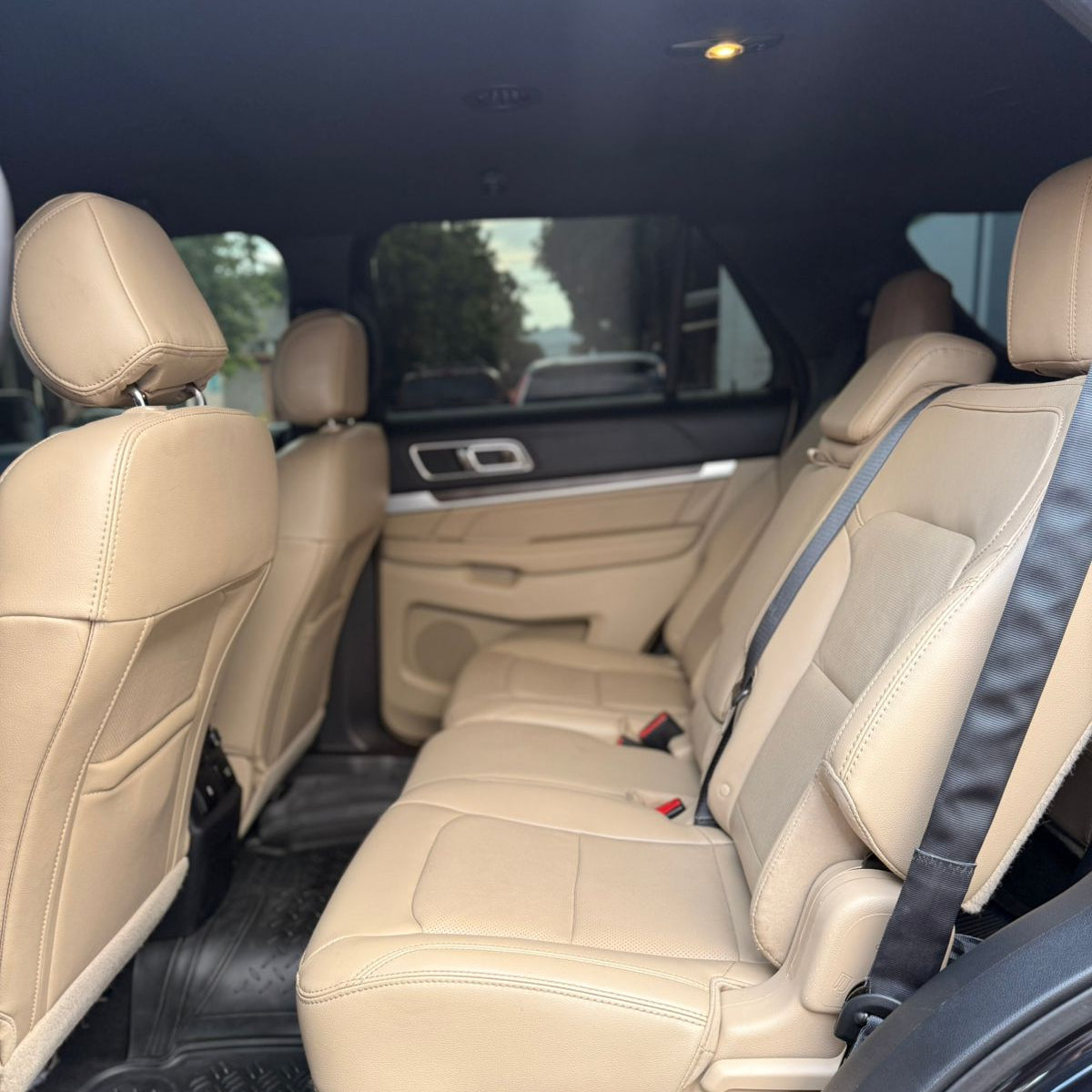 FORD EXPLORER 2017