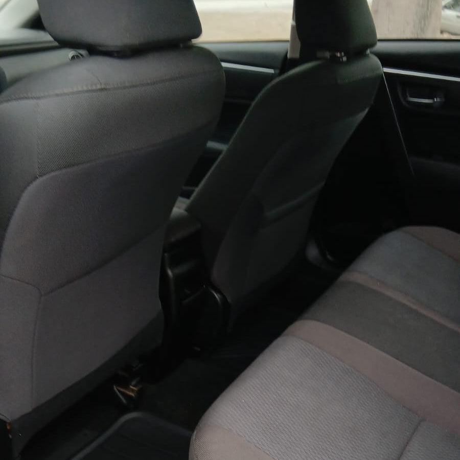 TOYOTA COROLLA 2018