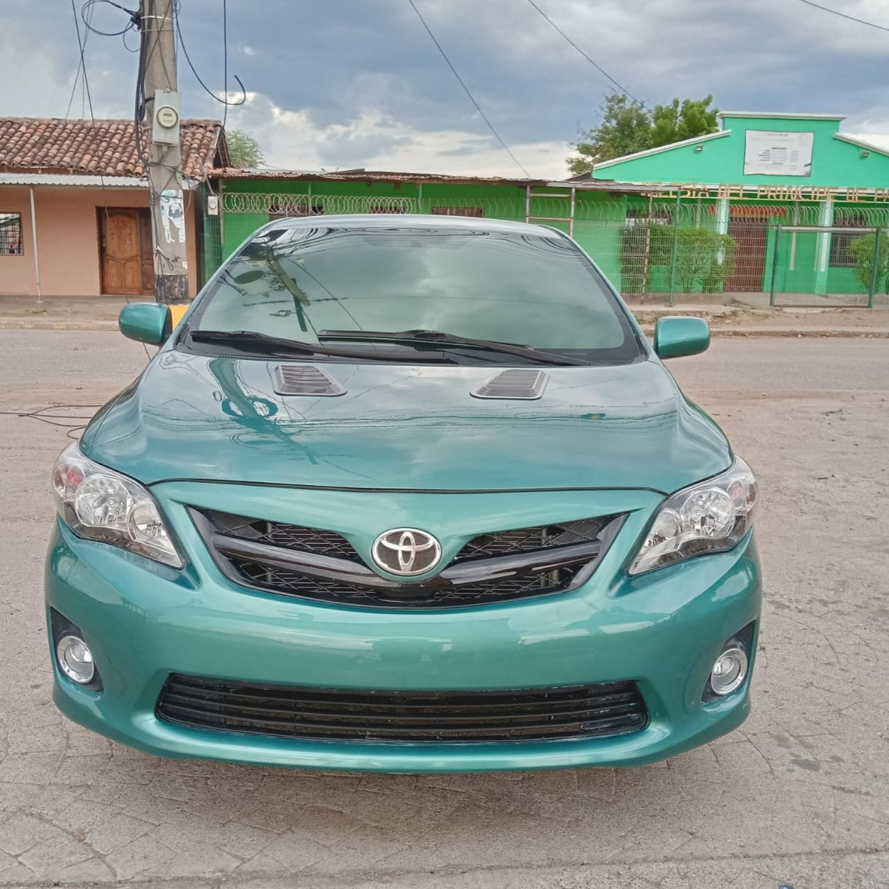 TOYOTA COROLLA 2010