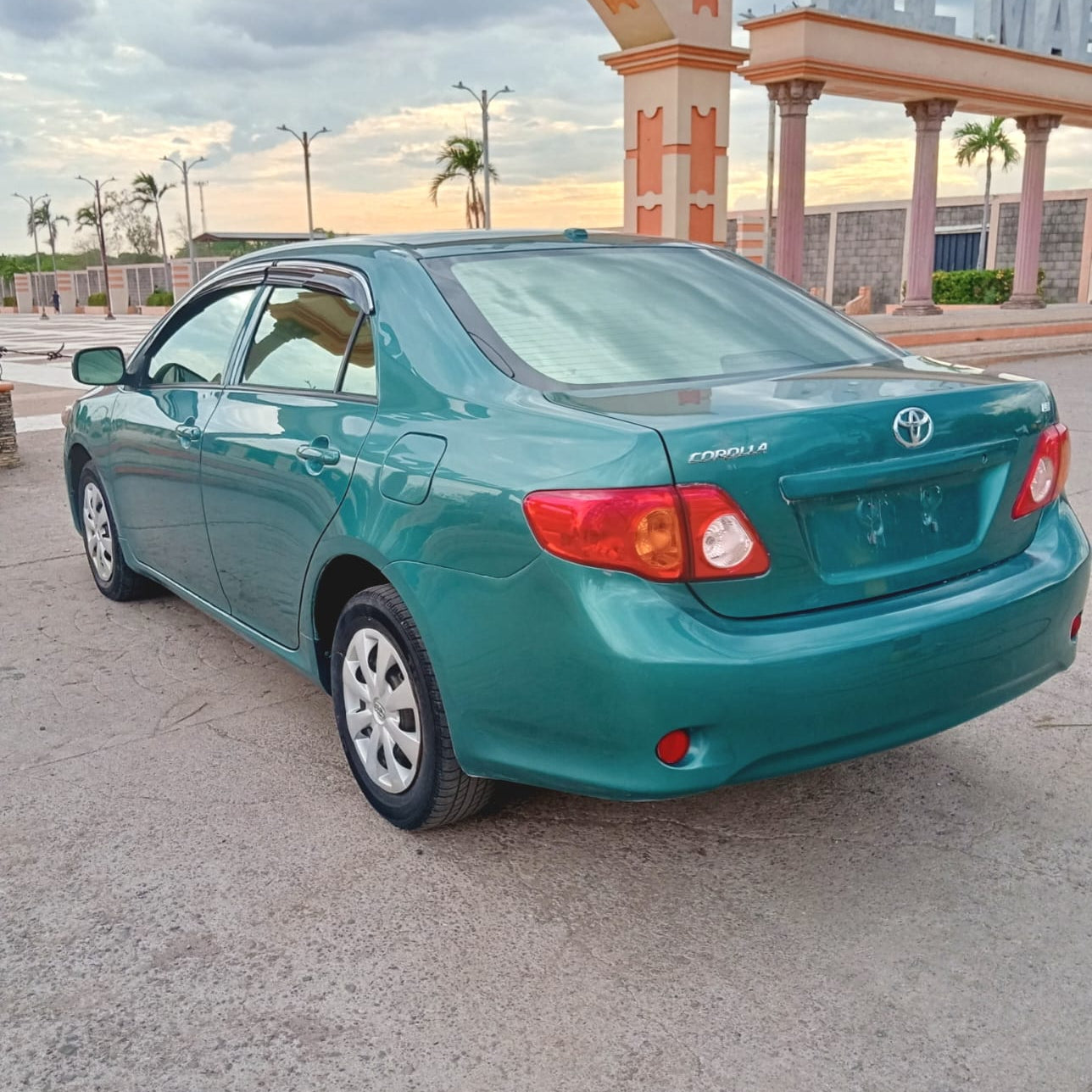 TOYOTA COROLLA 2010
