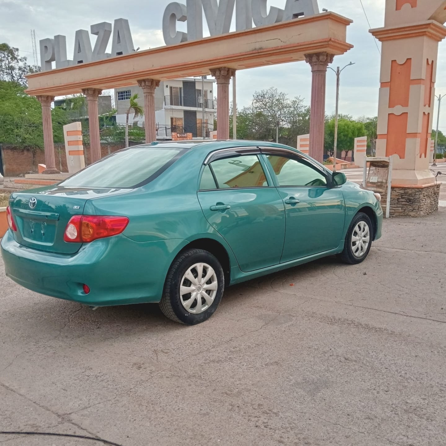 TOYOTA COROLLA 2010